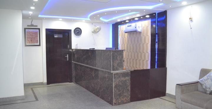 Hotel Laxman Resort By The Golden Taj Group &Hotels Agra  Esterno foto