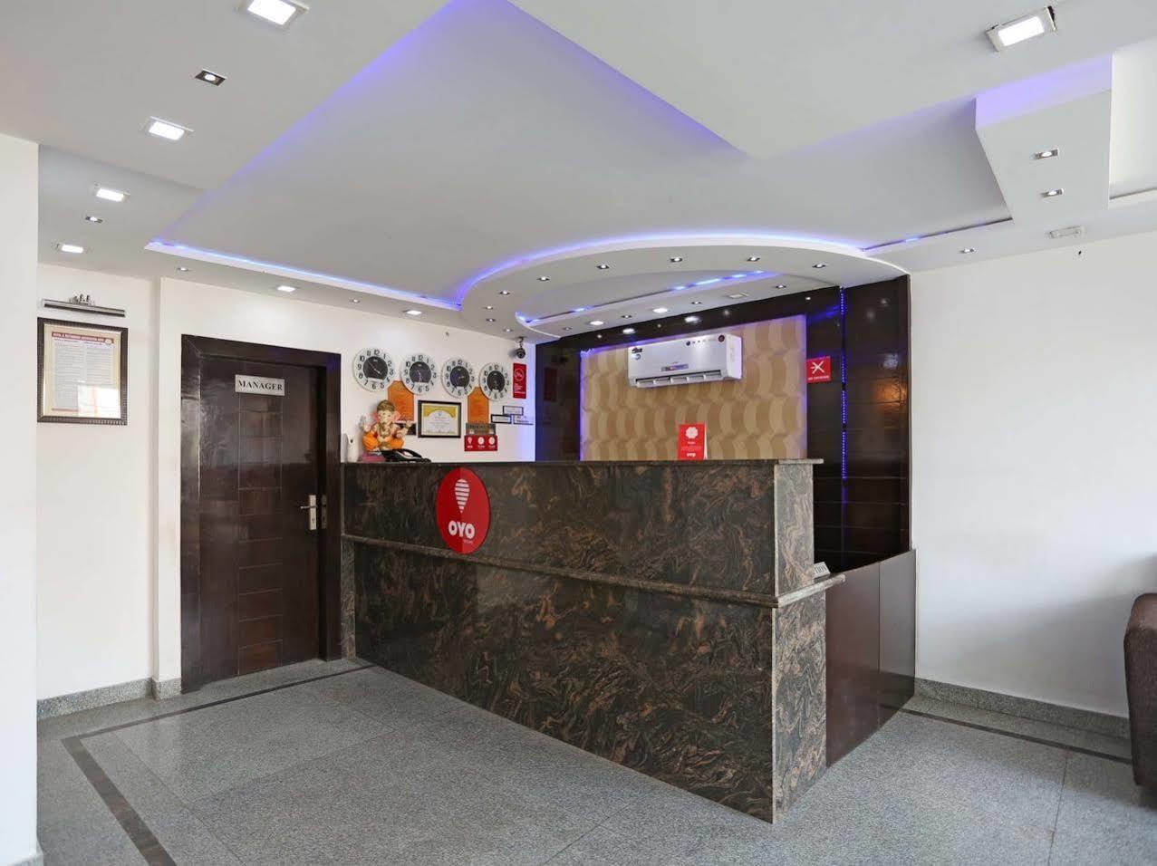 Hotel Laxman Resort By The Golden Taj Group &Hotels Agra  Esterno foto
